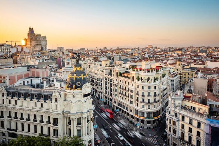 Como morar na Espanha em 2023: guia para planejar a mudança